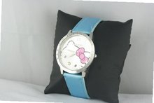 New in Box Hello Kitty Dial Crystal Case Blue Leather Ladies Girls