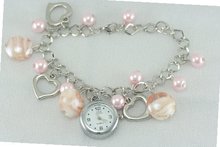 New in Box Pink Heart Charm Bracelet Ladies Latest Style