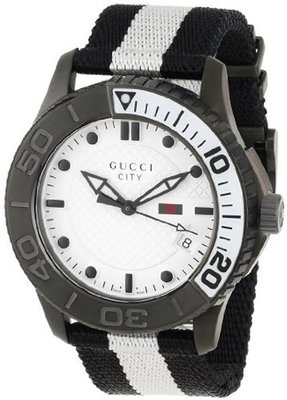 Gucci YA126243 Gucci Timeless White Diamond Pattern Dial