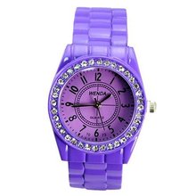 Stylish Fashionable Graceful tal Round Dial Bracelet Quartz Movement Wrist with Rhinestone-Purple