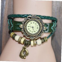 MagicPiece Handmade Vintage Style Leather For  Footprints Pendant and Wooden Beads in 4 Colors: Green