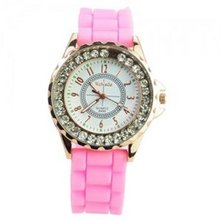 WoMaGe Graceful Quartz Movement with Round Dial/Silicone Band/Rhinestone for Woman-Pink band