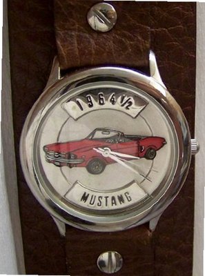 Ford Mustang 1964 1/2 . Fossil Relic LE Collectors Wrist