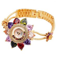 Smays Gold Case and Color Zircon Petal with Roll Crystal in Dial - Fashion Ladies es A353 -Gold