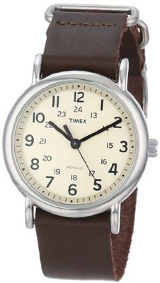 Timex Unisex T2N893 "Weekender" Brown Leather Strap