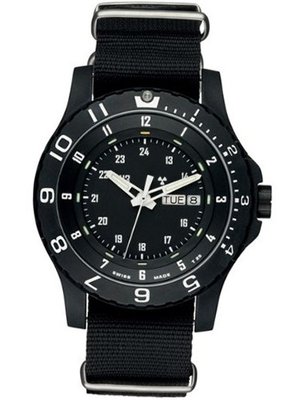 Traser Military (MIL-SPEC) with NATO Strap (P6600 Type 6 MIL-G) P6600.41F.13.01